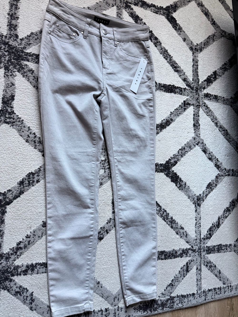 NWT Tribal Fashion Soft Stretch Skinny Pants Gray Size 2